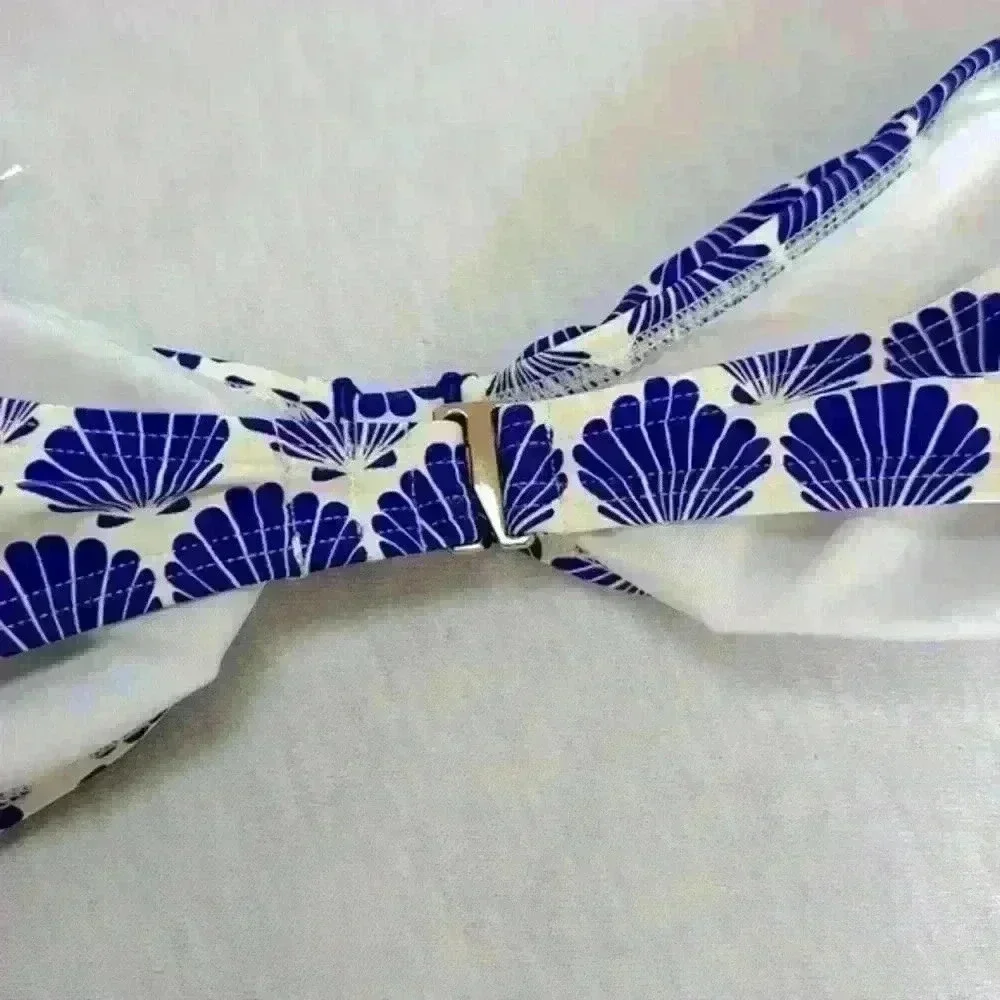 Kate Spade NWT Bikini Set Blueberry Colored Shells on a White Background Size M